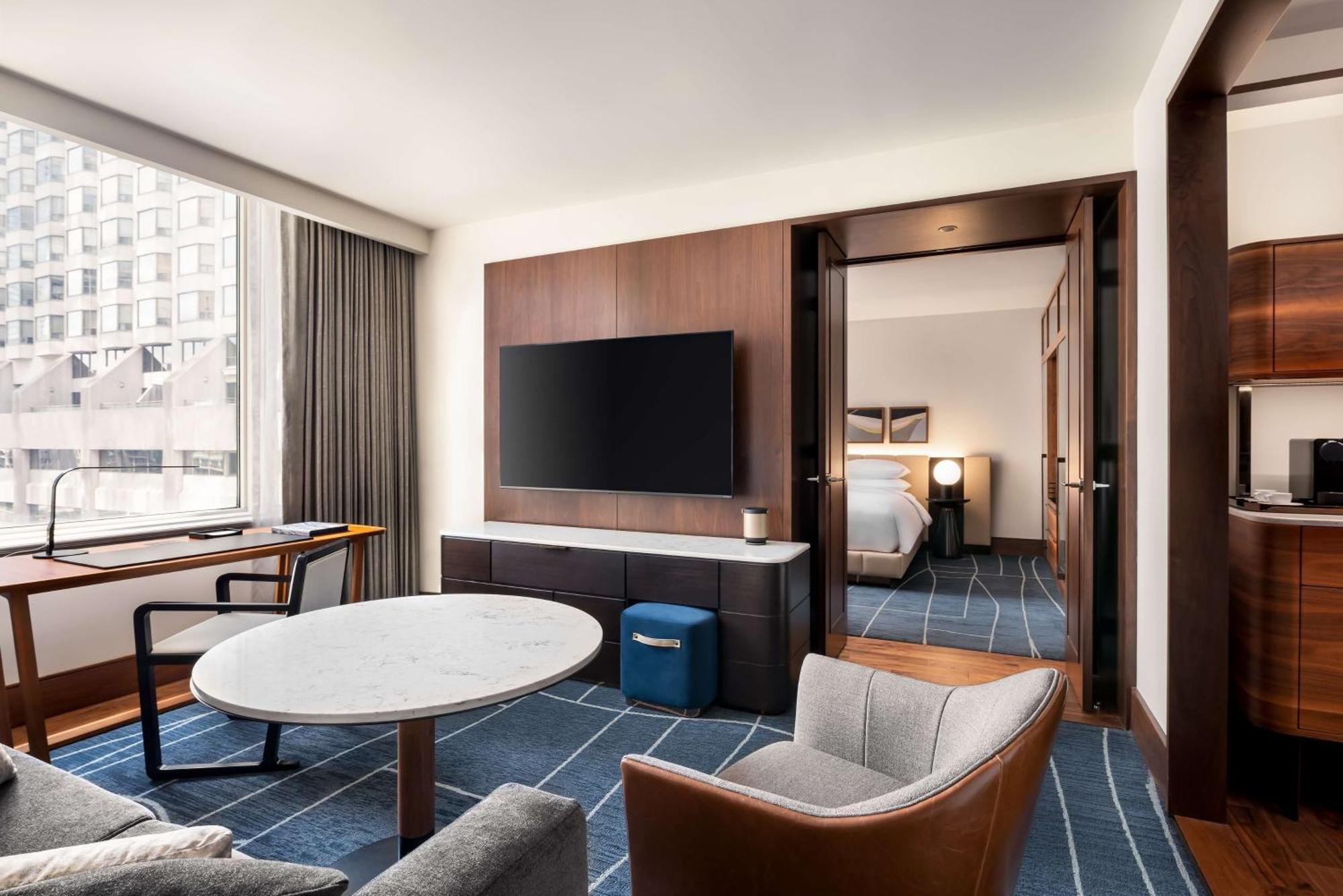 One-Bedroom Suite - High Floor,1212444334:JPEG